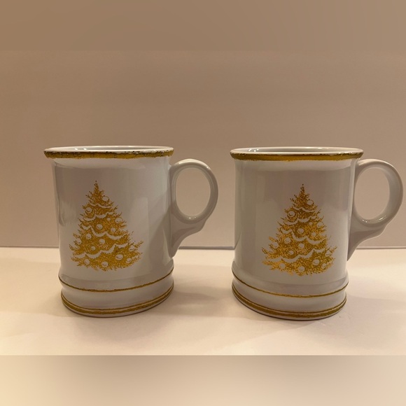 Williams Sonoma white gold tone Mono Christmas Tree Coffee Cup Mugs Set of 2 - Picture 2 of 9